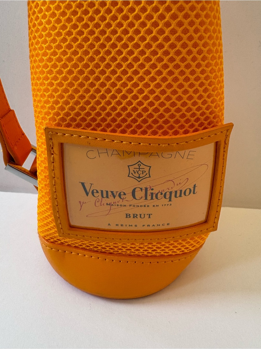 Veuve Clicquot Insulated Ice Bottle Jacket Orange Champagne Brut Decor Cooler - Picture 2 of 7